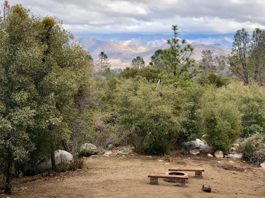 Shirley Creek Retreat: A Mountain Oasis Villa Wofford Heights Bagian luar foto
